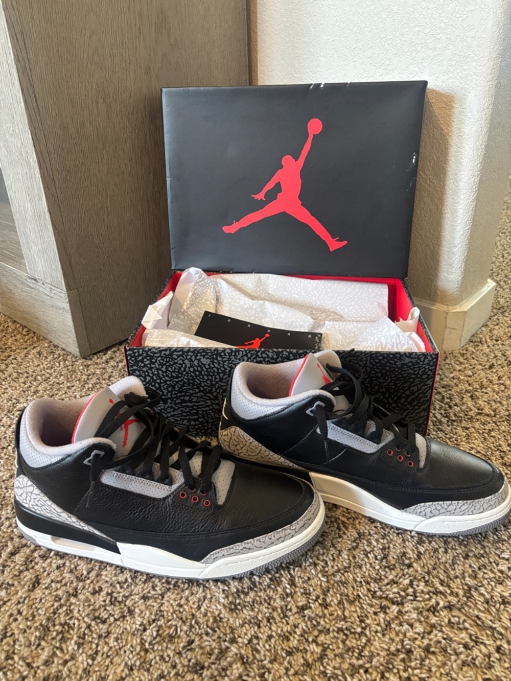 Jordan Black Gray Red Men's Low-Top Sneakers